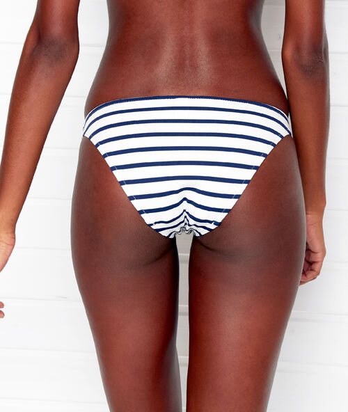 Dół bikini wiązanego ecru.