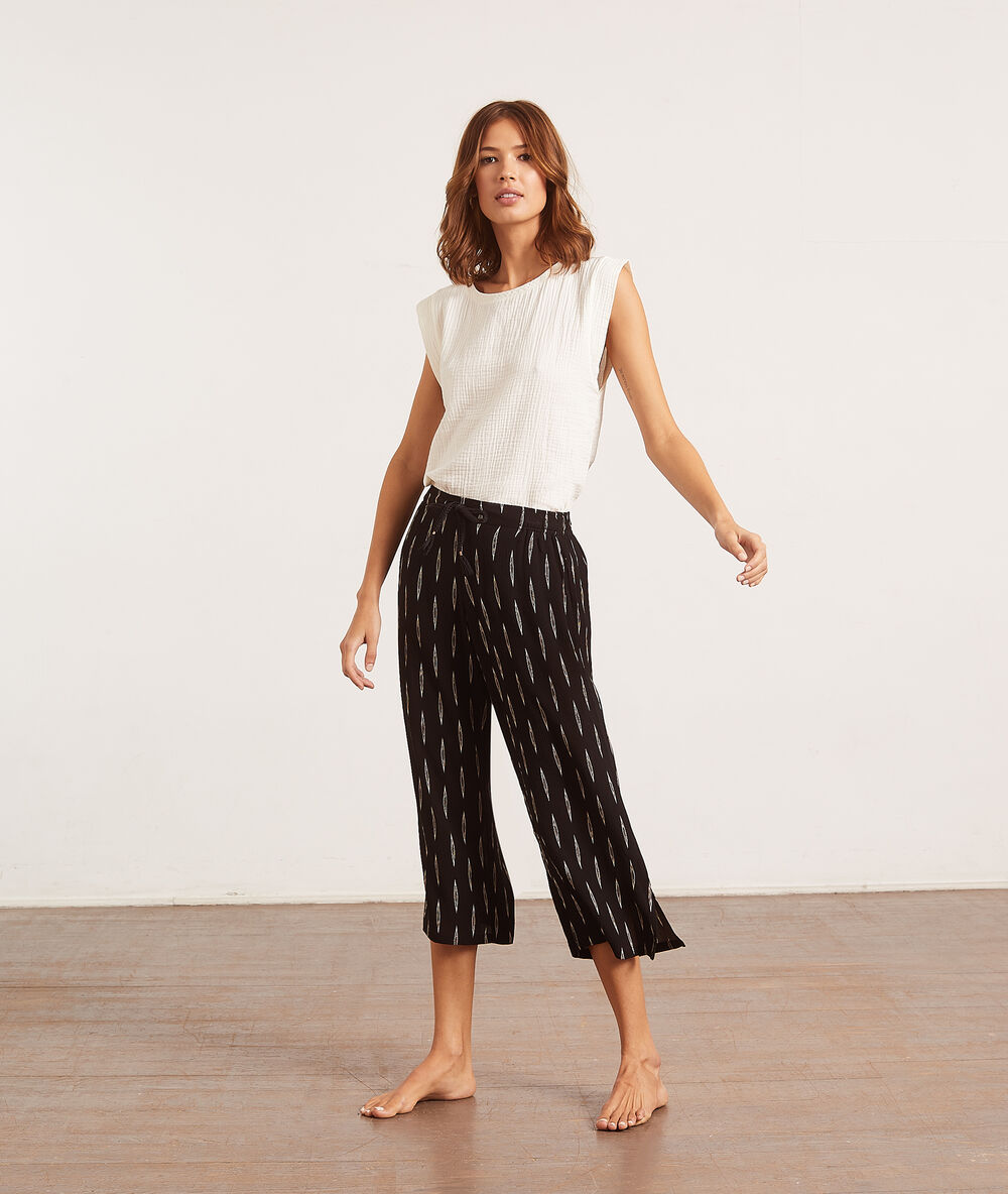Pantalon de pyjama 7/8è imprimé noir.