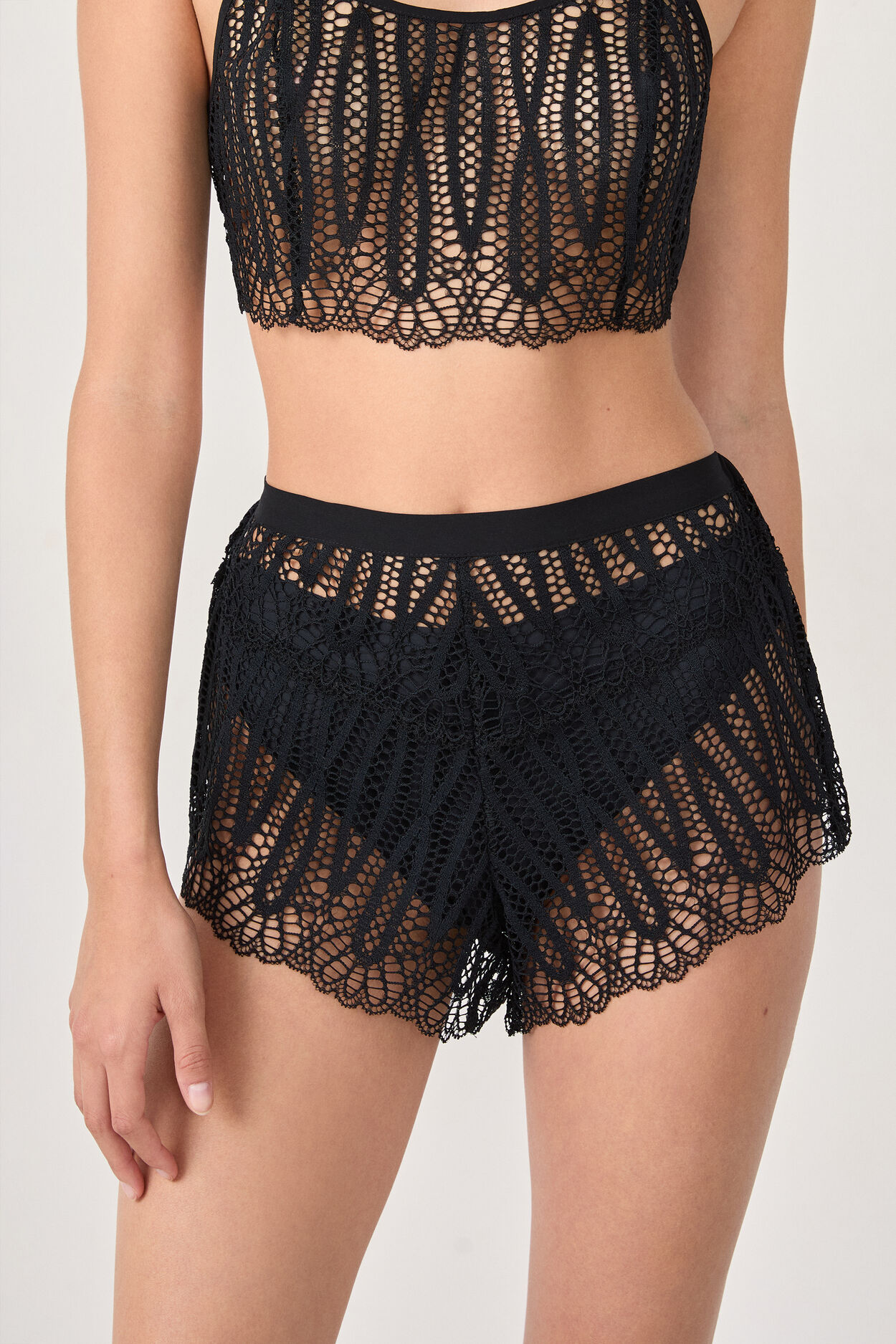 Short de pyjama en dentelle