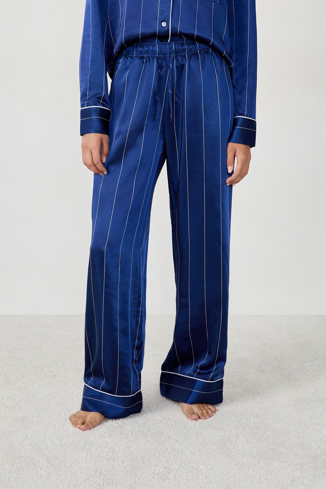 Pantalon de pyjama en satin à rayures