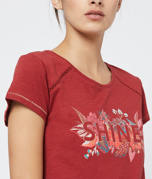 T-shirt z nadrukiem bordowy.