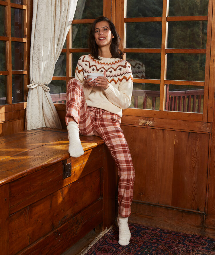 Gruby sweter w zimowe motywy ecru.