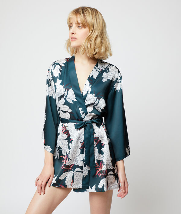 Satynowe kimono w kwiaty Satynowe kimono w kwiaty;${refinementColor}