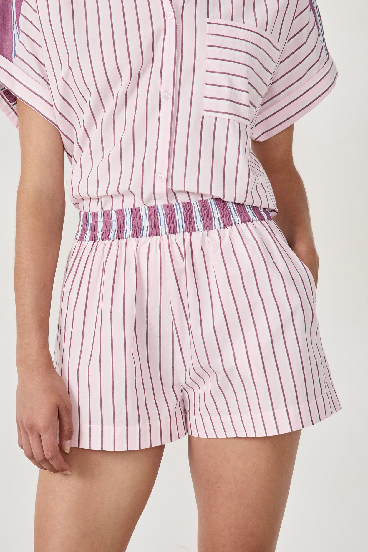 Short de pyjama à rayures