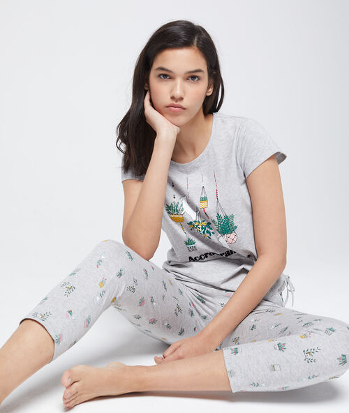 Spodnie capri z organicznej bawełny w kwiatowy deseń szary.