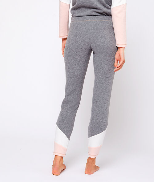 Spodnie homewear w graficzne pasy Spodnie homewear w graficzne pasy