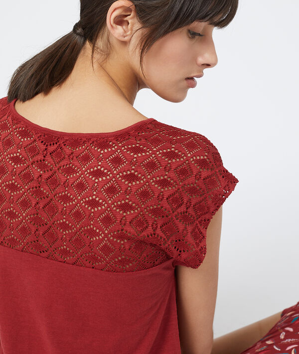 T- shirt z plecami z koronki T- shirt z plecami z koronki