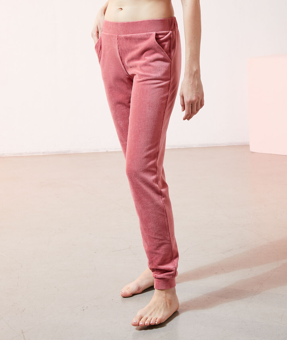 Spodnie loungewear różowy.