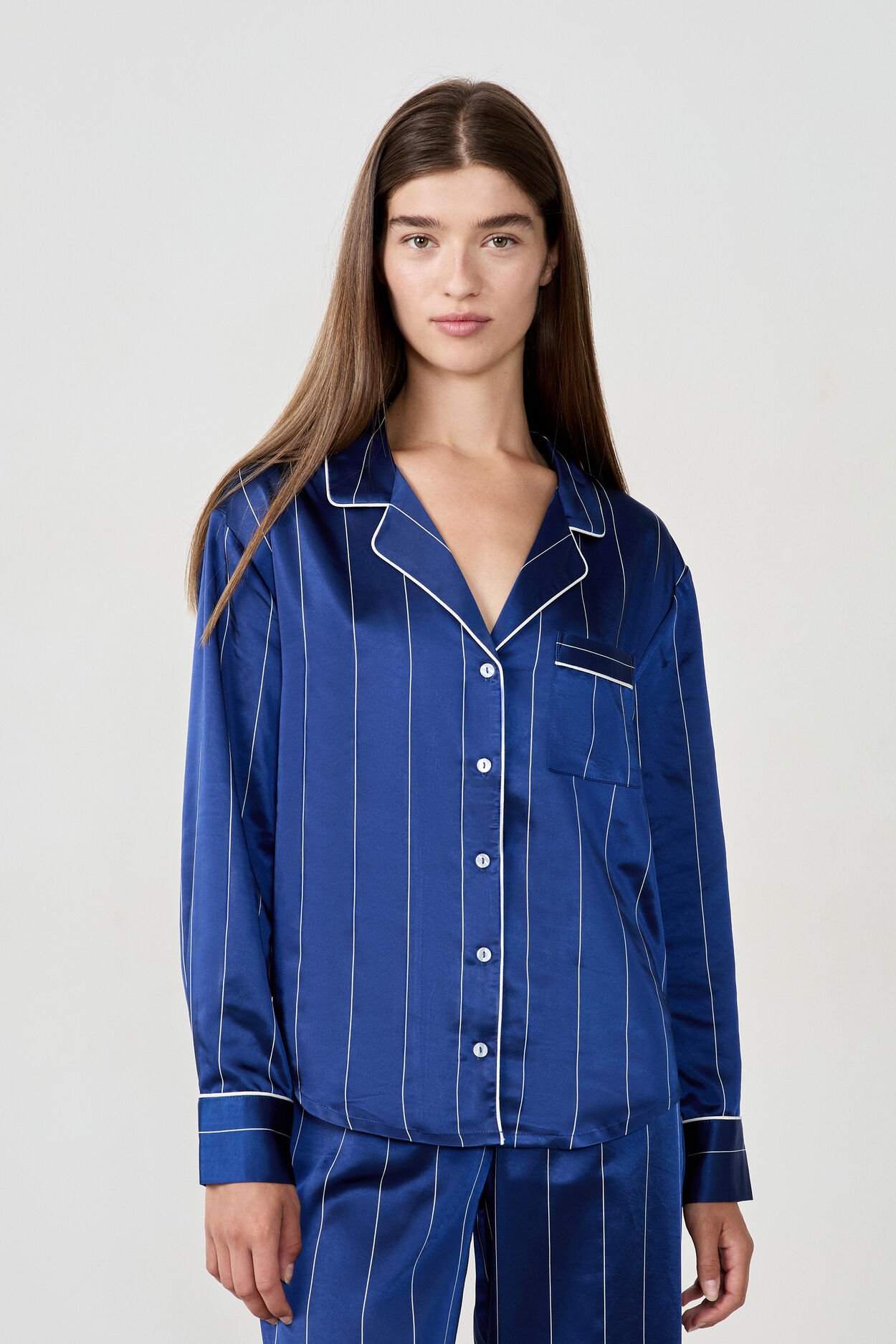 Chemise de pyjama en satin à rayures