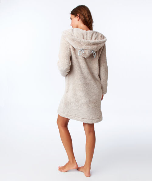 Długa bluza z przytulnego materiału beige.