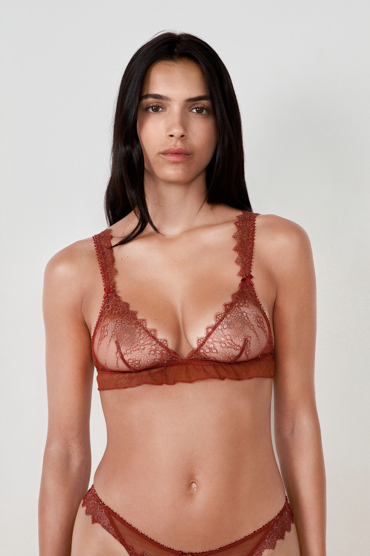 Soutien-gorge triangle en dentelle