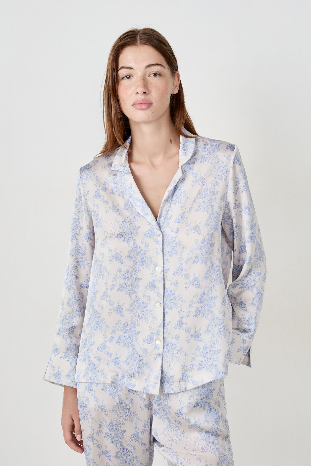 Chemise de pyjama satinée
