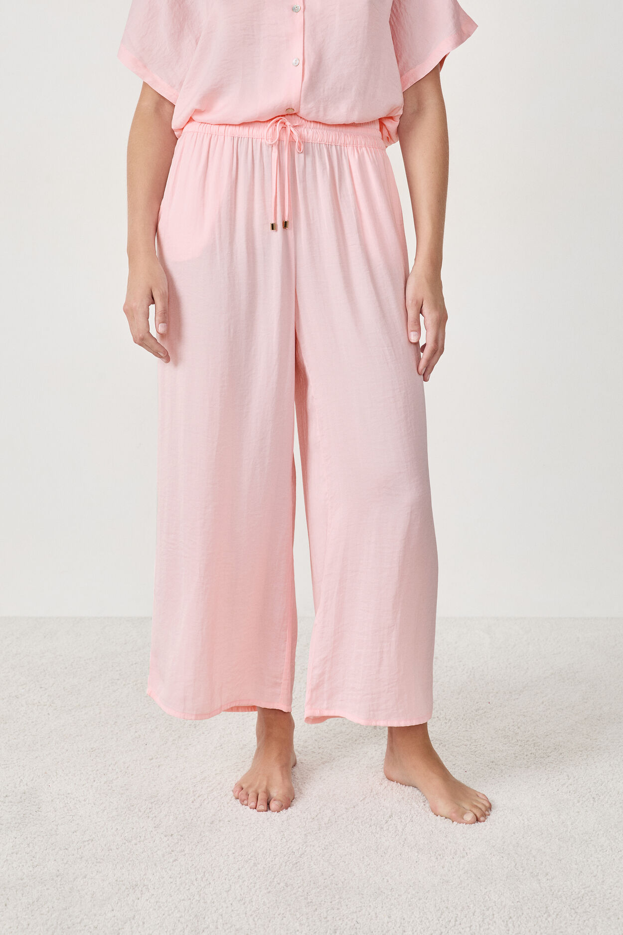 Pantalon satiné 7/8 coupe large
