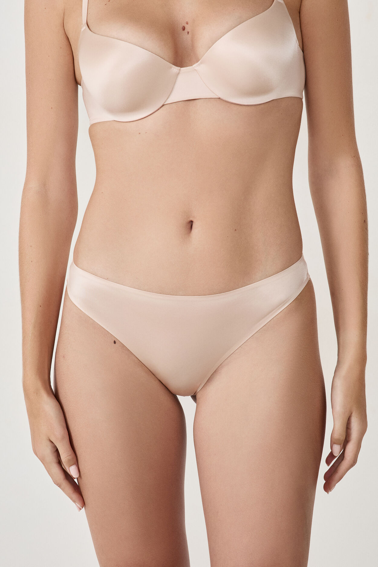Tanga en microfibre